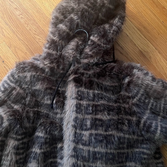 2022 Supreme Faux Fur Hooded Coat 'Brown' - Picture 9 of 10